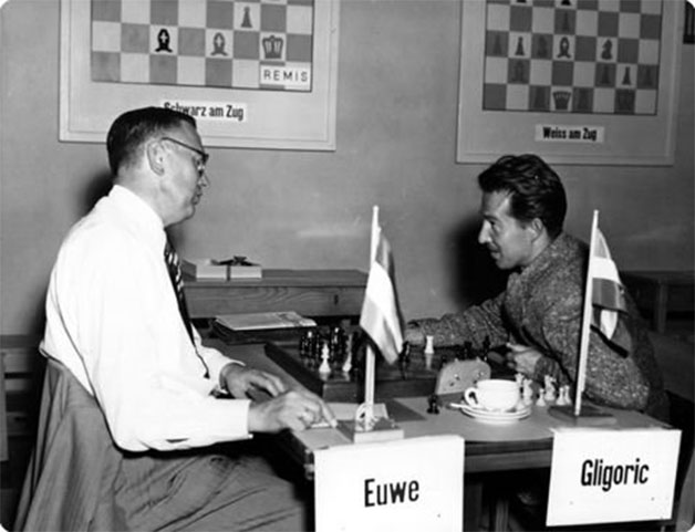 Max Euwe vs Svetozar Gligoric (1953)