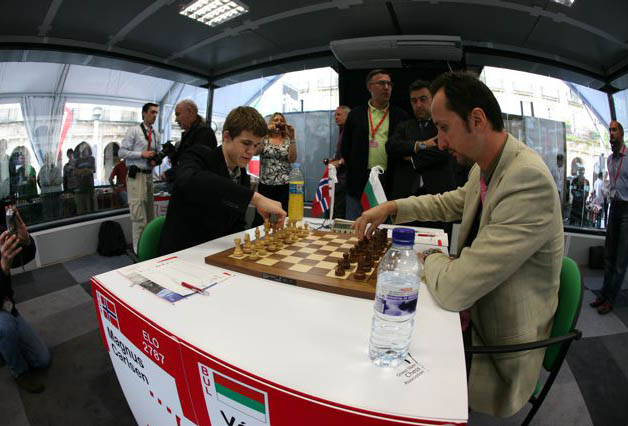 Magnus Carlsen vs Veselin Topalov (2008)